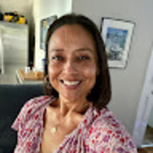 Meet your Posher, Yolanda